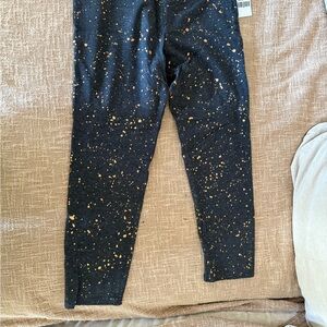 Stylish Black and Gold Hardtail Leggings